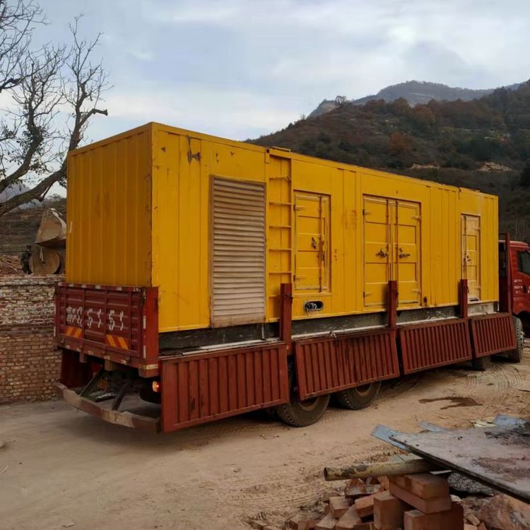 余杭200kW 发电机组在带电阻性负载时，输出功率会受到哪些因素的影响？
